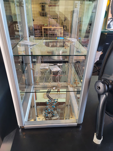 Pawn Shop «The PawnStore», reviews and photos, 3005 Douglas Ave, Des Moines, IA 50310, USA