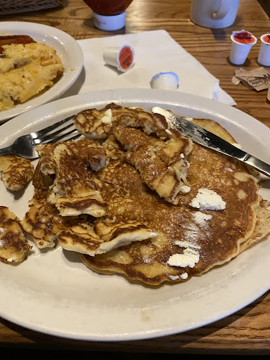 American Restaurant «Cracker Barrel Old Country Store», reviews and photos, 380 N Jacob Dr, Bloomington, IN 47404, USA