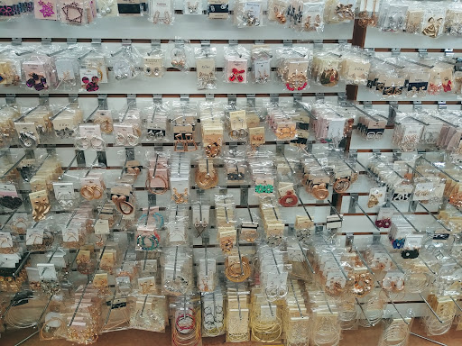 Cosmetics Store «Hair Joy Beauty Supply», reviews and photos, 3531 Cleveland Ave, Columbus, OH 43224, USA