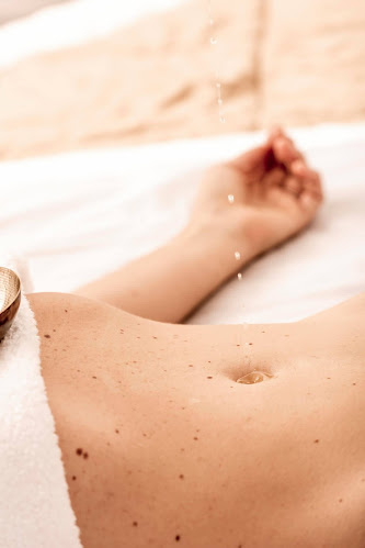 Rezensionen über Ayurvedaa. Anaïs Lesoil massage ayurvédique Genève in Genf - Masseur