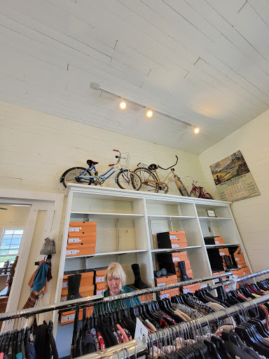 General Store «Mast Store Annex», reviews and photos, 2918 Broadstone Rd, Banner Elk, NC 28604, USA