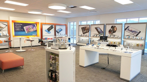 Cell Phone Store «AT&T Authorized Retailer», reviews and photos, 1855 Vaughn Rd, Wood River, IL 62095, USA