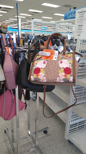 Clothing Store «Ross Dress for Less», reviews and photos, 20618 I-45, Spring, TX 77373, USA