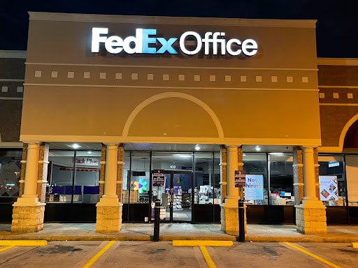 Print Shop «FedEx Office Print & Ship Center», reviews and photos, 7700 Hwy 6 N Suite 103, Houston, TX 77095, USA