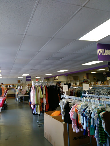 Thrift Store «Foothill Family Thrift Store», reviews and photos, 1250 W Foothill Blvd, Upland, CA 91786, USA