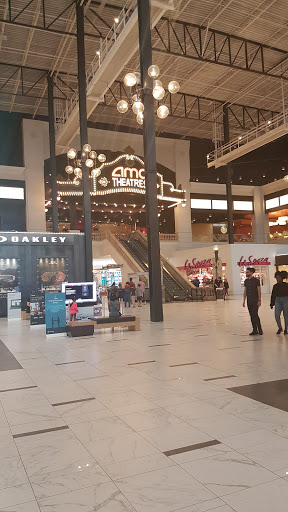 Shopping Mall «Easton Town Center», reviews and photos, 160 Easton Town Center, Columbus, OH 43219, USA