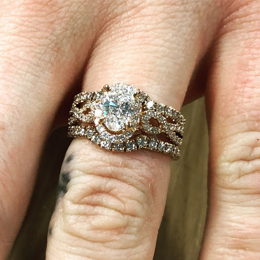 Pawn Shop «Platinum Pawn & Loan», reviews and photos, 292 Main St, Saco, ME 04072, USA