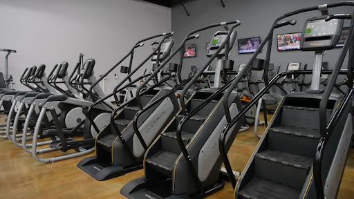 Gym «Fitness Evolution», reviews and photos, 6735 N First St, Fresno, CA 93710, USA