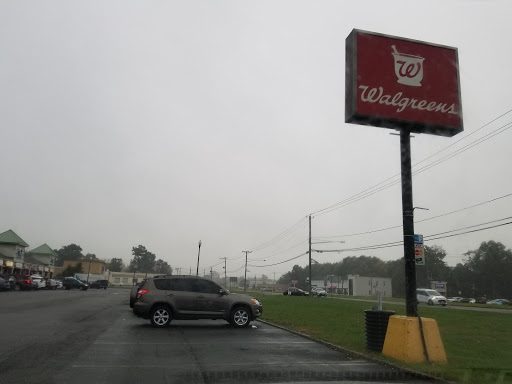 Drug Store «Walgreens», reviews and photos, 397 US-46, Fairfield, NJ 07004, USA
