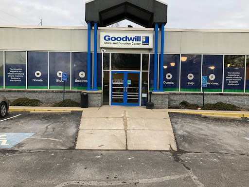 Thrift Store «Goodwill», reviews and photos, 20668 Route 19, Cranberry Twp, PA 16066, USA