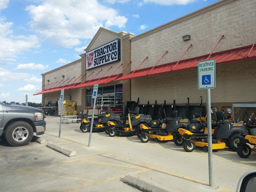 Home Improvement Store «Tractor Supply Co.», reviews and photos, 1800 US-90, Castroville, TX 78009, USA
