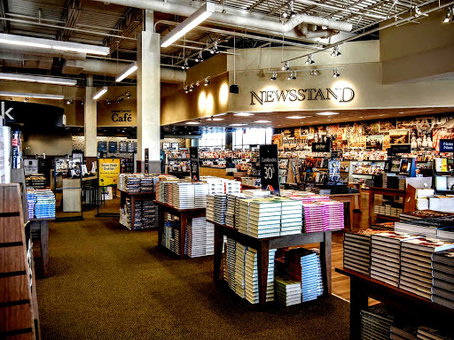 Book Store «Barnes & Noble», reviews and photos, 4100 Deer Creek #100, Highland Village, TX 75077, USA