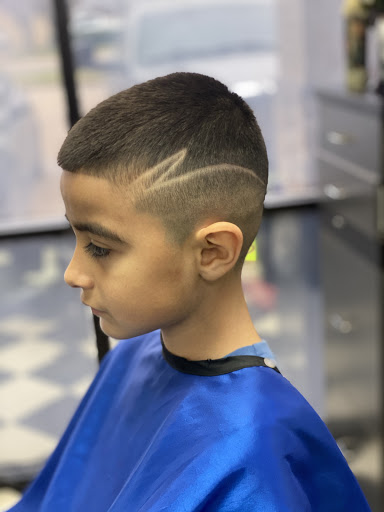 Barber Shop «Silver Spurs Barber Shop», reviews and photos, 282 E Ovilla Rd, Red Oak, TX 75154, USA