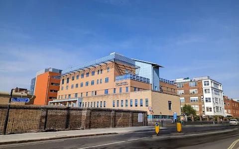 Queen Charlotte's and Chelsea Hospital image