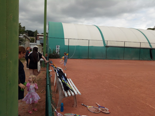 Beoordelingen van Iris Tennisclub Kessel-Lo in Leuven - Sportcomplex