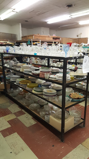 Compton Thrift Store, 2001 N Long Beach Blvd, Compton, CA 90221, USA, 