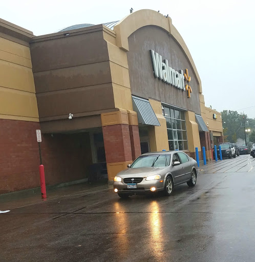Discount Store «Walmart», reviews and photos, 1450 University Ave W, St Paul, MN 55104, USA