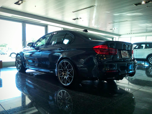BMW Dealer «Chapman BMW On Camelback», reviews and photos, 830 E Camelback Rd, Phoenix, AZ 85014, USA