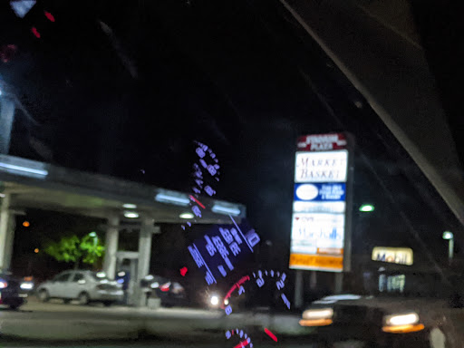 Shopping Mall «Stadium Plaza Shopping Center», reviews and photos, 10 Main St, Tewksbury, MA 01876, USA