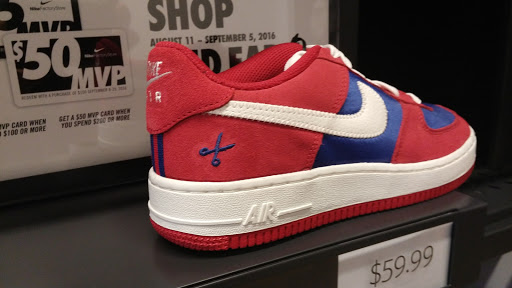 Clothing Store «Nike Factory Store», reviews and photos, 2910 W Loop 289 #805, Lubbock, TX 79407, USA