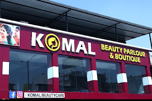 Komal Beauty Parlour image