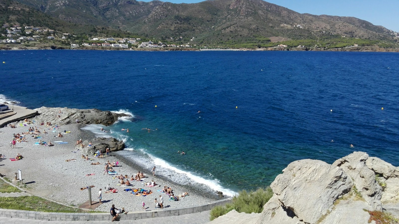 Foto de Platja del Pas con guijarro gris superficie