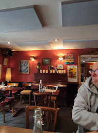 Atmosphère du Restaurant Le Petit Flaubert à Douvres-la-Délivrande - n°14