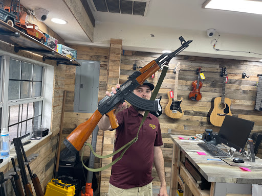 Pawn Shop «West Coast Pawn & Gun of Lakeland Florida», reviews and photos, 5619 US-98, Lakeland, FL 33809, USA