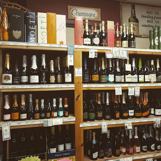 Liquor Store «T & R Wines & Liquors», reviews and photos, 145 Market St, Potsdam, NY 13676, USA