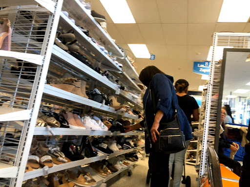 Clothing Store «Ross Dress for Less», reviews and photos, 3500 East-West Hwy, Hyattsville, MD 20782, USA