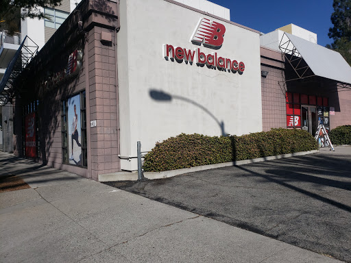 Shoe Store «New Balance», reviews and photos, 270 S Arroyo Pkwy, Pasadena, CA 91105, USA
