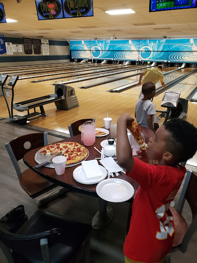 Sports Bar «City Limits», reviews and photos, 801 Cedar St, Mason, MI 48854, USA