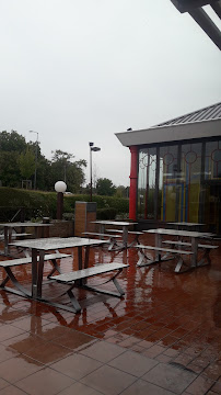 Atmosphère du Restauration rapide McDonald's à Fouquières-lès-Béthune - n°4