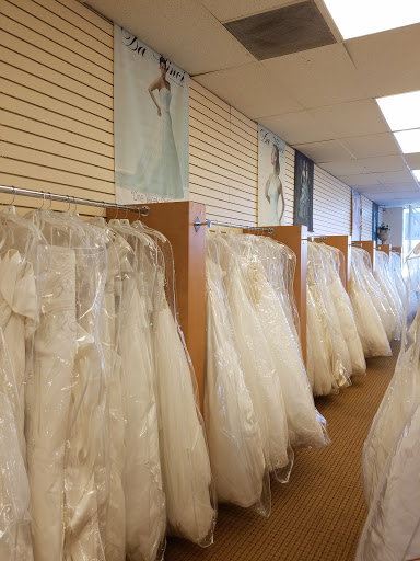Bridal Shop «Allure Bridal Salon», reviews and photos, 29457 W 6 Mile Rd, Livonia, MI 48152, USA
