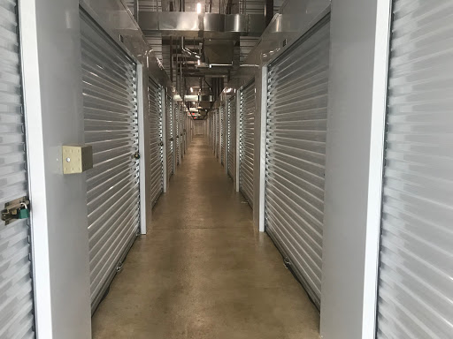 Self-Storage Facility «Simply Self Storage - Roseville/Twelve Mile», reviews and photos, 15390 E Twelve Mile Rd, Roseville, MI 48066, USA