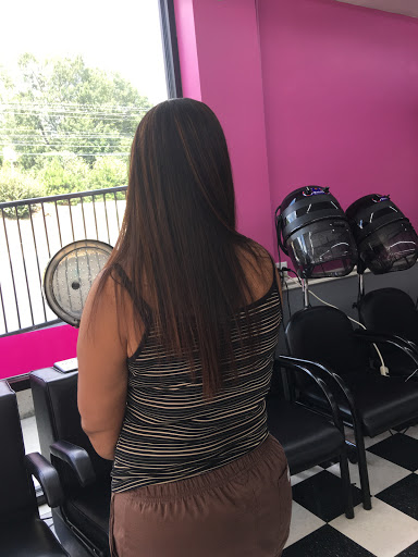 Hair Salon «Dominican Divas Beauty Salon», reviews and photos, 2074 Old Norcross Rd a, Lawrenceville, GA 30044, USA
