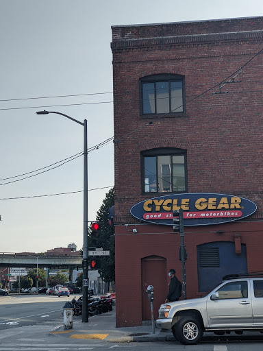 Motorcycle Parts Store «Cycle Gear», reviews and photos, 1500 Harrison St, San Francisco, CA 94103, USA