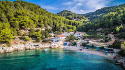 Φωτογραφία του Lost beach με επίπεδο καθαριότητας πολύ καθαρό