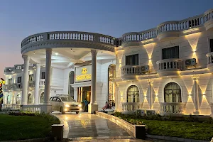 Hotel Nilkanth palace image