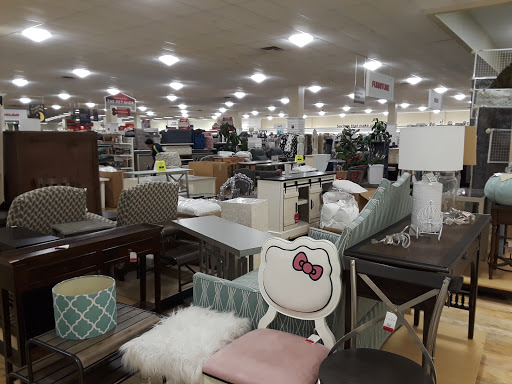 Department Store «T.J. Maxx & HomeGoods», reviews and photos, 105 Middlesex Ave, Somerville, MA 02145, USA