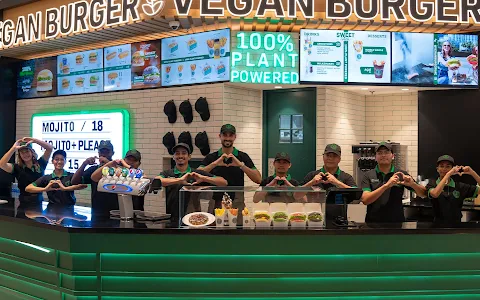 Vegan Burger - The Dubai Mall image