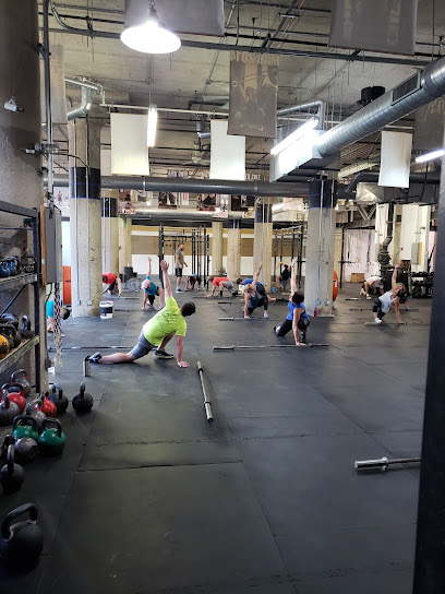 Windy City Strength & Conditioning - 4043 N Ravenswood Ave #106, Chicago, IL 60613
