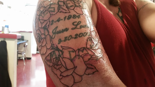 Tattoo Shop «Tiki Tattoo», reviews and photos, 4008 Pacific Ave SE, Lacey, WA 98503, USA