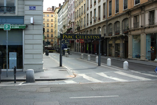 Parkings bon marché Lyon