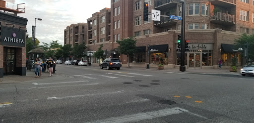 Cell Phone Store «Verizon Wireless - 50th & France», reviews and photos, 3724 W 50th St, Minneapolis, MN 55410, USA