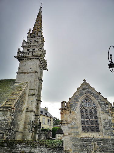 église Saint-Yves à La Roche-Maurice