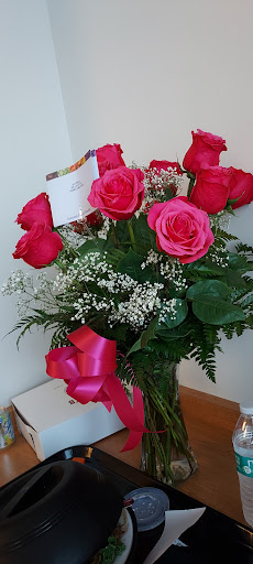 Florist «Sunnyside Florist of Kenosha», reviews and photos, 3021 75th St, Kenosha, WI 53142, USA