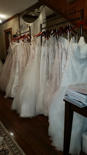 Bridal Shop «La Blanca Bridal Boutique», reviews and photos, 8080 Columbia Rd, Olmsted Falls, OH 44138, USA