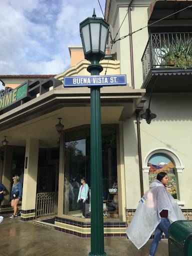 Shopping Mall «Anaheim GardenWalk», reviews and photos, 400 West Disney Way, Anaheim, CA 92802, USA