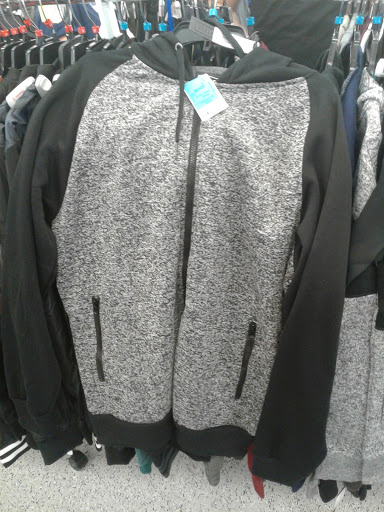 Clothing Store «Ross Dress for Less», reviews and photos, 909 N Landing Way, Renton, WA 98057, USA